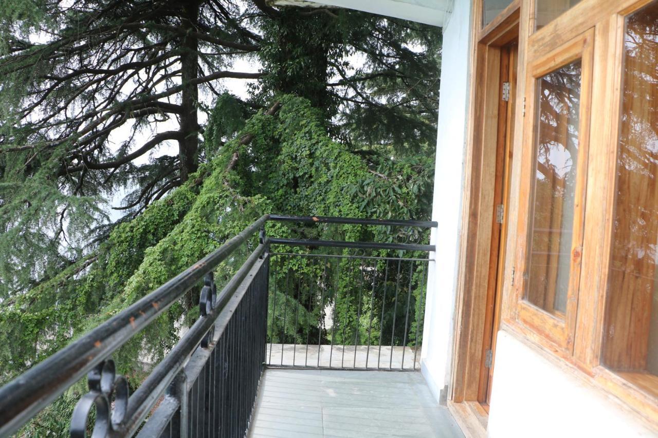 Pema Thang Hotel Kangra Exterior photo