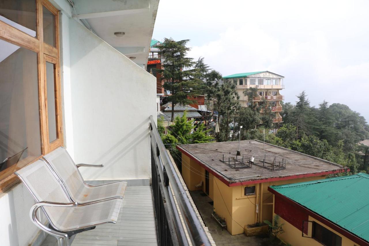 Pema Thang Hotel Kangra Exterior photo